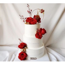 红色玫瑰婚礼蛋糕