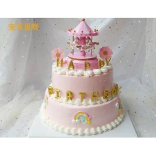 旋转木马双层蛋糕